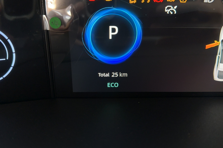 长安UNI-V 2024款 1.5T 尊贵运动型中控内饰15