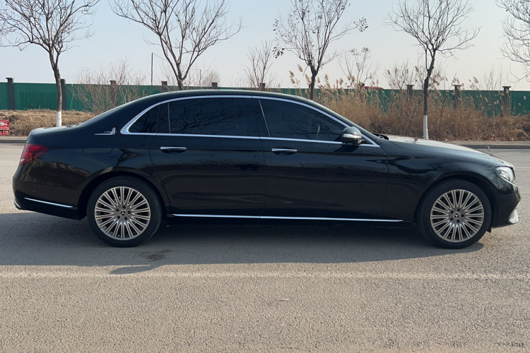 奔驰E级 2020款 改款 E 300 L 时尚型车身外观6003