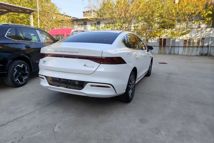 比亚迪 秦PLUS 2021款 DM-i 55KM 旗舰型车身外观6007