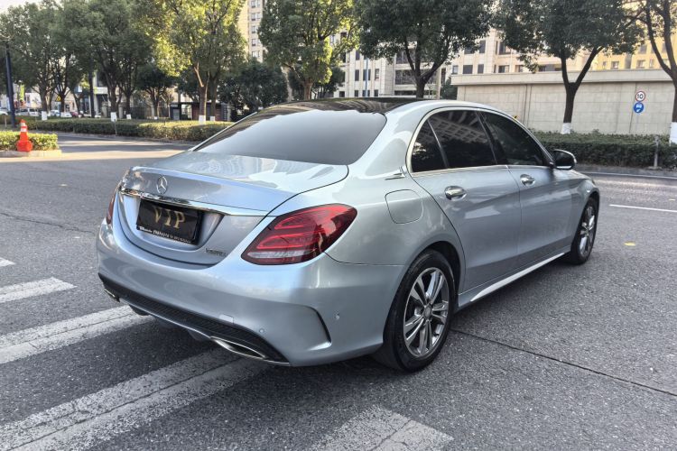 奔驰C级 2015款 改款 C 200 L 运动型车身外观6004