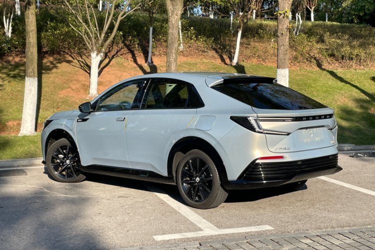 本田 e:NP2 极湃2 2024款 进阶版车身外观6005