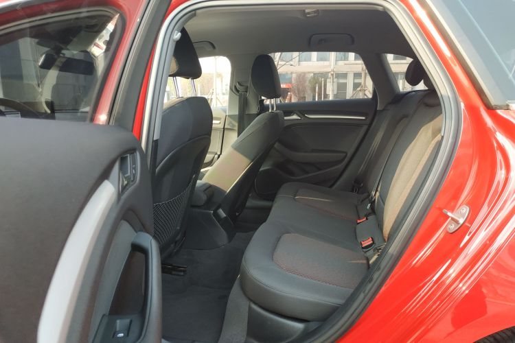 奥迪A3 2020款 Sportback 35 TFSI 进取型 国VI中控内饰7004