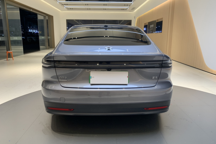 蔚来ET7 2024款 75kWh 行政签名版车身外观6001