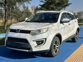 江铃 驭胜S330 2016款 1.5L GTDi 自动两驱时尚版