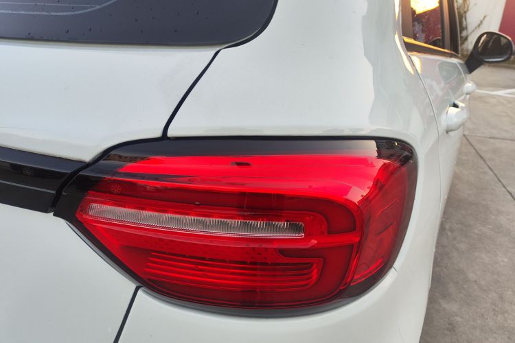 零跑汽车 零跑T03 2021款 400舒适版车身外观6003