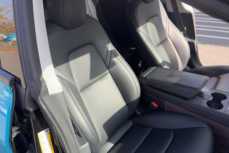 特斯拉 Model 3 2022款 后轮驱动版局部细节41