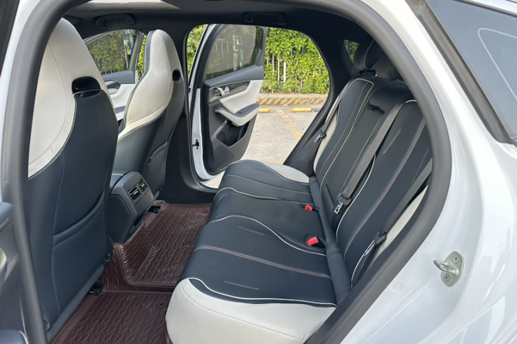 比亚迪 秦PLUS 2021款 EV 510KM 出行版中控内饰7008