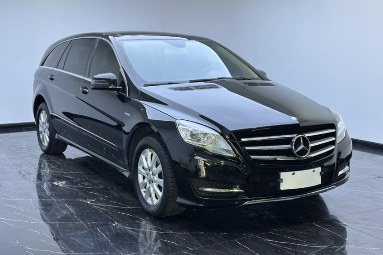 奔驰R级 2017款 R 320 4MATIC 商务型臻藏版车身外观6006