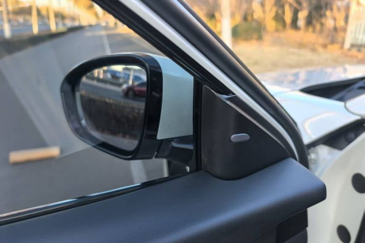 日产 天籁 2021款 2.0L XL Upper AD1 智行领航版中控内饰7009