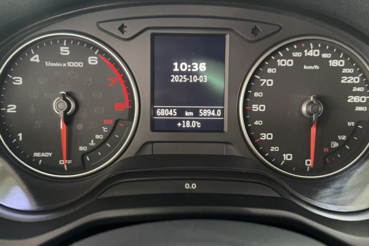 奥迪Q2L 2020款 35 TFSI 进取动感型中控内饰15