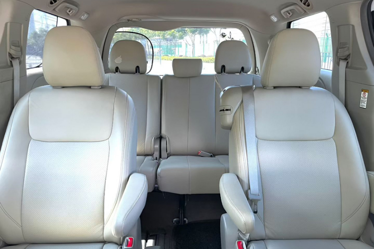 丰田Sienna（平行进口） 中控内饰7003