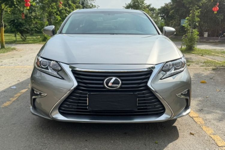 雷克萨斯ES 2015款 200 精英版车身外观6005