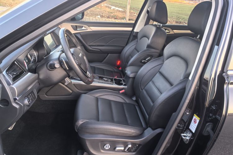 哈弗H7 2017款 红标H7L 2.0T 自动豪华型局部细节19