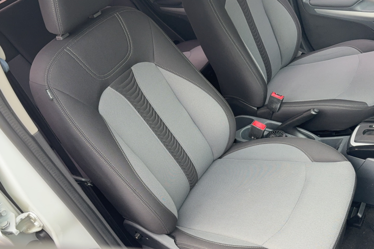 福特 翼搏 2017款 1.5L 自动风尚型局部细节41