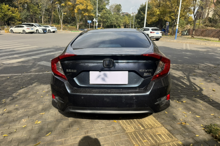 本田 思域 2019款 220TURBO CVT劲动版 国VI车身外观6004