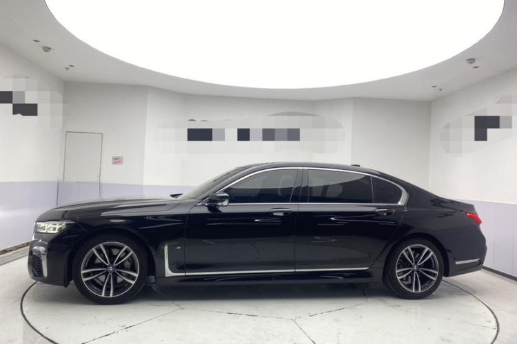 宝马7系 2019款 改款 730Li M运动套装车身外观6004