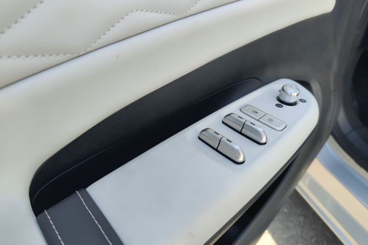 东风纳米 纳米01 2024款 330 Air中控内饰7011