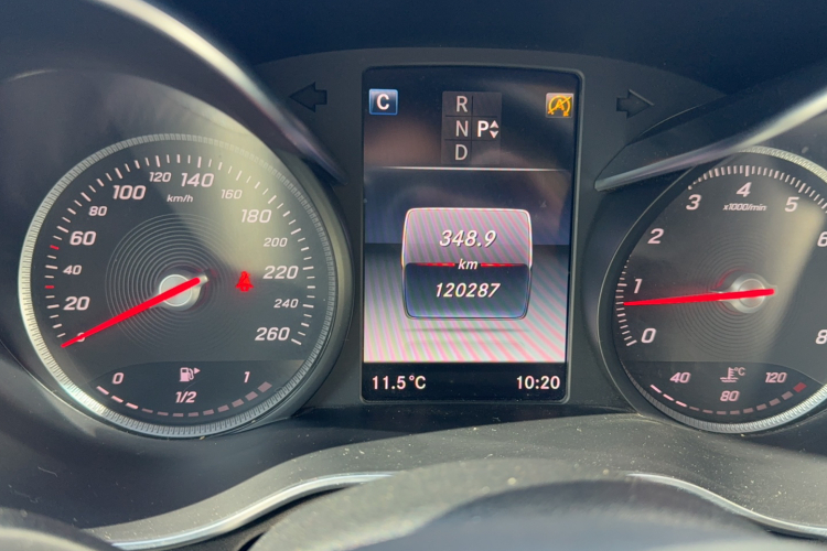 奔驰C级 2018款 C 200 L 运动版 成就特别版中控内饰15