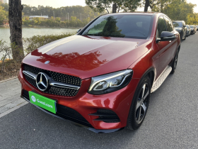 奔驰GLC轿跑 2017款 GLC 200 4MATIC 轿跑SUV