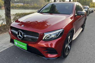 奔驰GLC轿跑 2017款 GLC 200 4MATIC 轿跑SUV