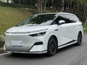 小鹏X9 2025款 740超长续航 Max