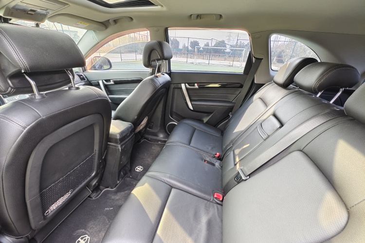 雪佛兰 科帕奇 2015款 2.4L 四驱旗舰版 7座中控内饰7003