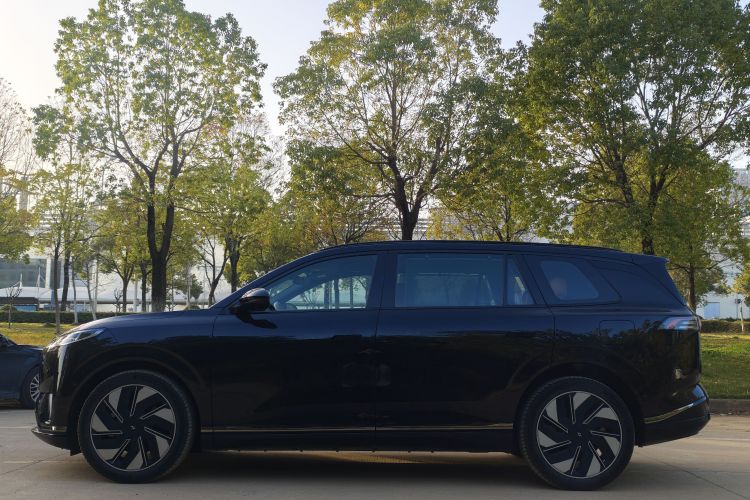 东风奕派 eπ008 2025款 210Max增程版 5座车身外观6006