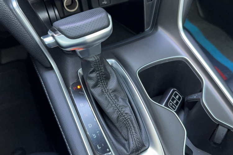 本田 雅阁 2018款 230TURBO 舒适版 国V中控内饰7005