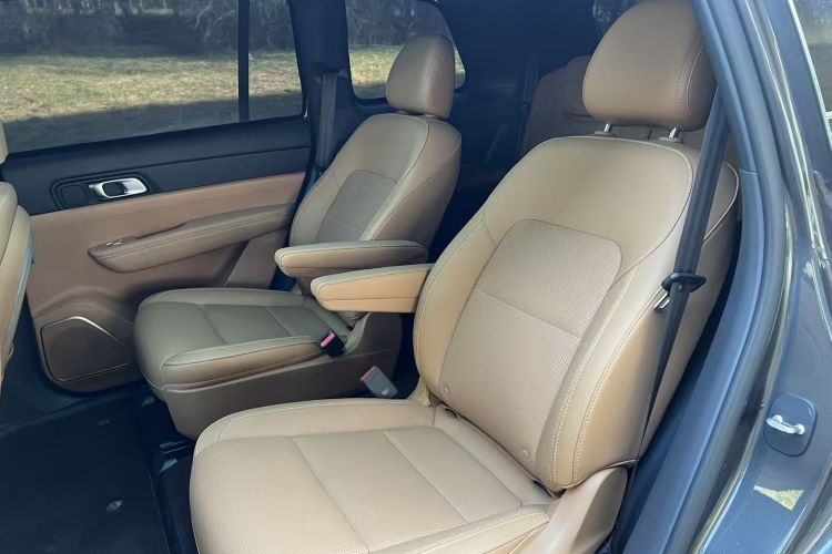 理想汽车 理想ONE 2021款 增程6座版中控内饰7009