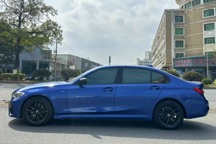 宝马3系 2020款 改款 325Li M运动曜夜套装车身外观6002