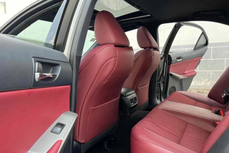 雷克萨斯IS 2013款 250 F SPORT中控内饰7004