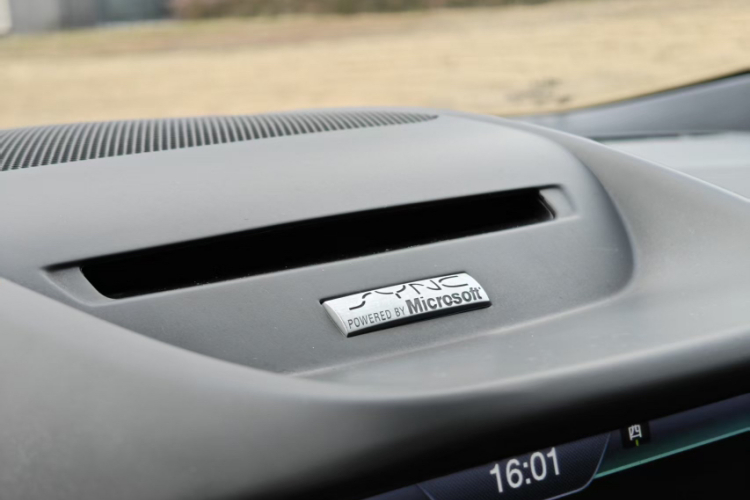 福特 翼虎 2013款 2.0L GTDi 四驱尊贵型中控内饰7004