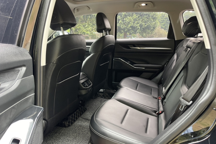 哈弗H6 2022款 第三代 1.5T 自动两驱Max中控内饰7003