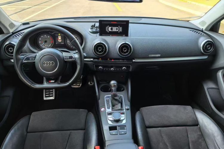 奥迪S3 2017款 S3  2.0T Limousine中控内饰7007