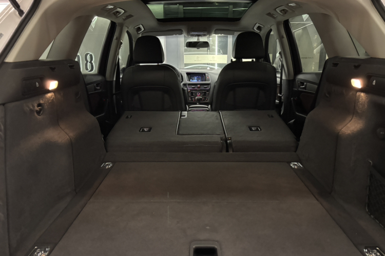 奥迪Q5 2017款 Plus 40 TFSI 进取型中控内饰7004