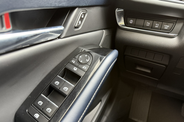 马自达CX-30 2020款 2.0L 自动耀悦型中控内饰7007