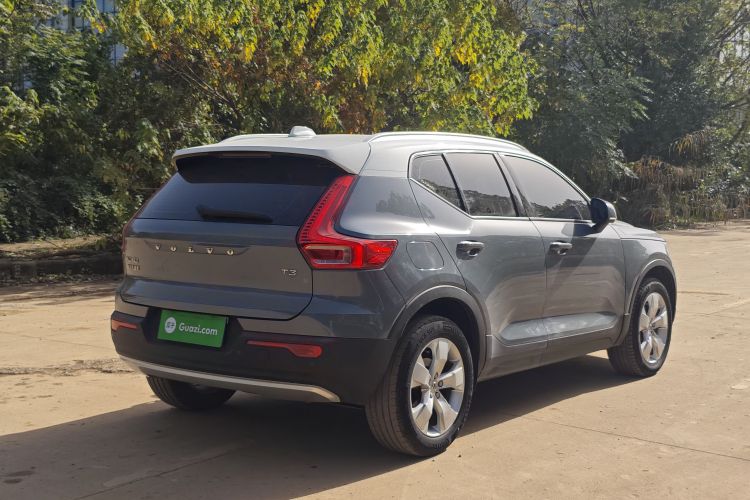 沃尔沃XC40 2020款 T3 智行时尚版车身外观6005