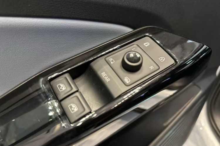 大众 ID.4 X 2023款 纯净长续航版局部细节18