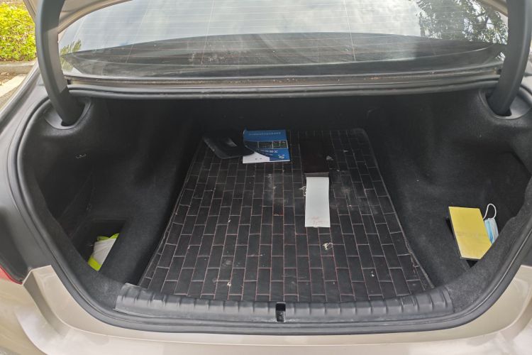 宝马5系 2018款 改款 530Li 领先型 豪华套装局部细节23