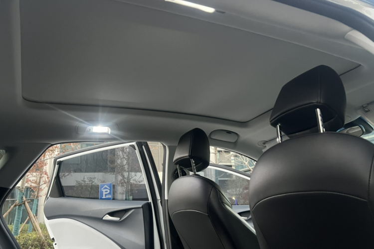 别克 微蓝6 2020款 互联智享型 PLUS中控内饰7009