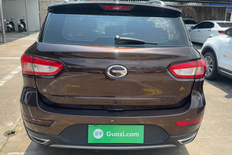 广汽传祺 传祺GS4 2016款 235T G-DCT精英版车身外观6003