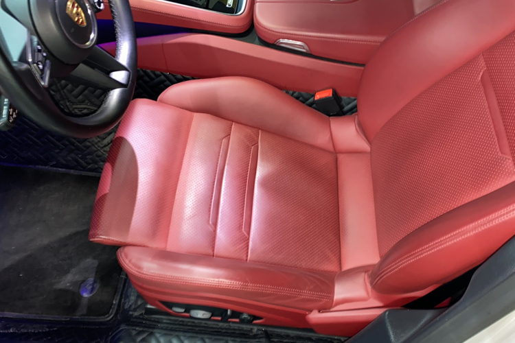 保时捷 2022款 Panamera 4 行政加长版 2.9T局部细节9001