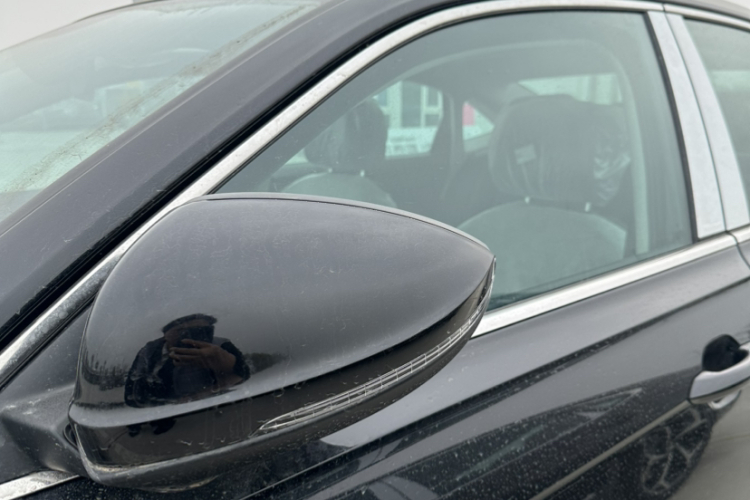 大众 帕萨特 2026款 出众款 330TSI 精英版车身外观6004