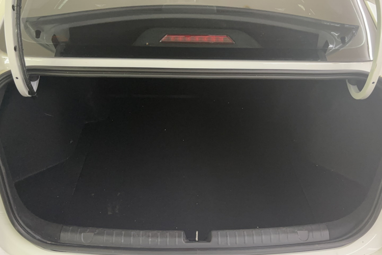 吉利汽车 帝豪 2022款 第4代 1.5L CVT精英型局部细节23