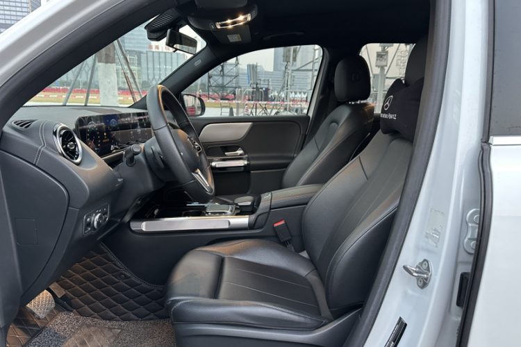 奔驰GLB 2020款 GLB 180 时尚型局部细节19