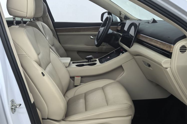 鸿蒙智行 问界M5 2023款 增程后驱智驾版局部细节41