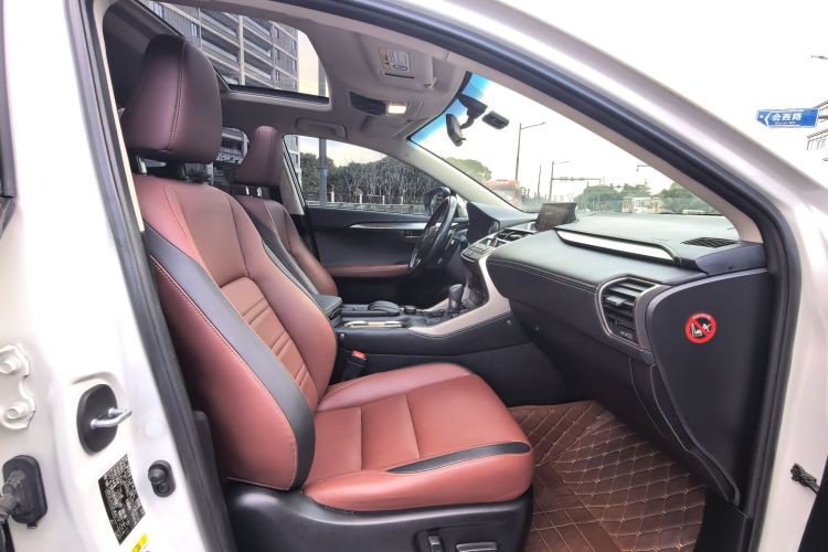 雷克萨斯NX 2015款 200t 全驱 锋尚版中控内饰7003