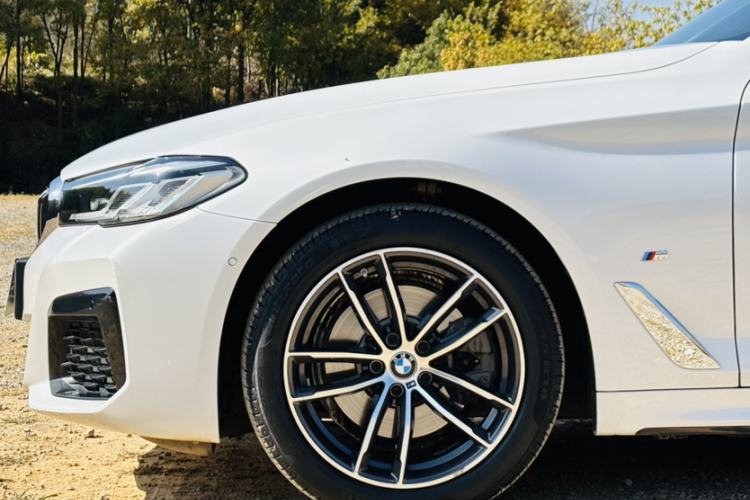 宝马5系 2021款 改款 525Li M运动套装车身外观6004