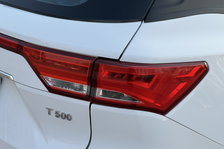 众泰T500 2018款 1.5T 自动智能互联尊贵型车身外观6007