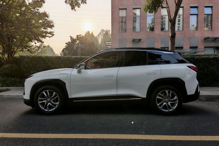 蔚来ES6 2020款 455KM 运动版车身外观6003